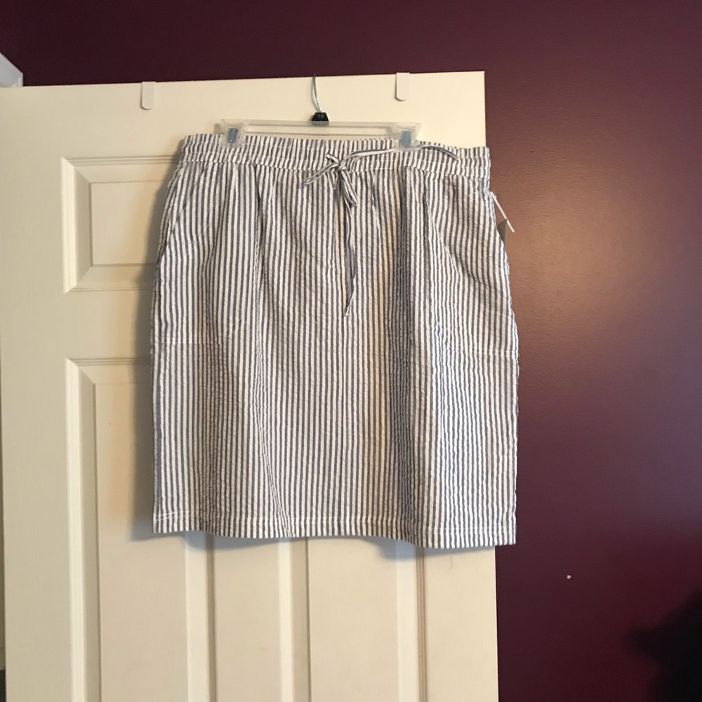 Seersucker skirt